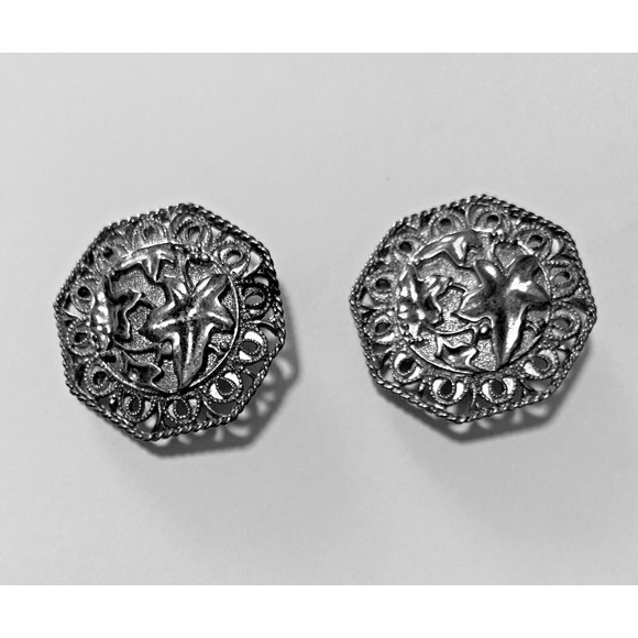 Barrera for Avon Clip Earrings Silver Tone Octagons Signed - Picture 2 of 7